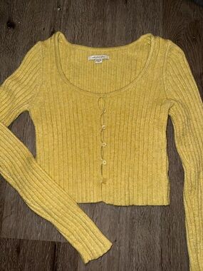 American Eagle Outfitters Yellow Ribbed Scoop Neck Button Cardigan